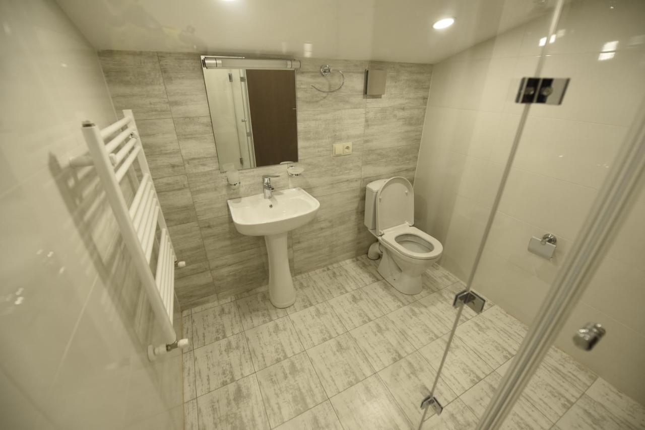 Family Hotel Avlabar Tbilisi Ngoại thất bức ảnh