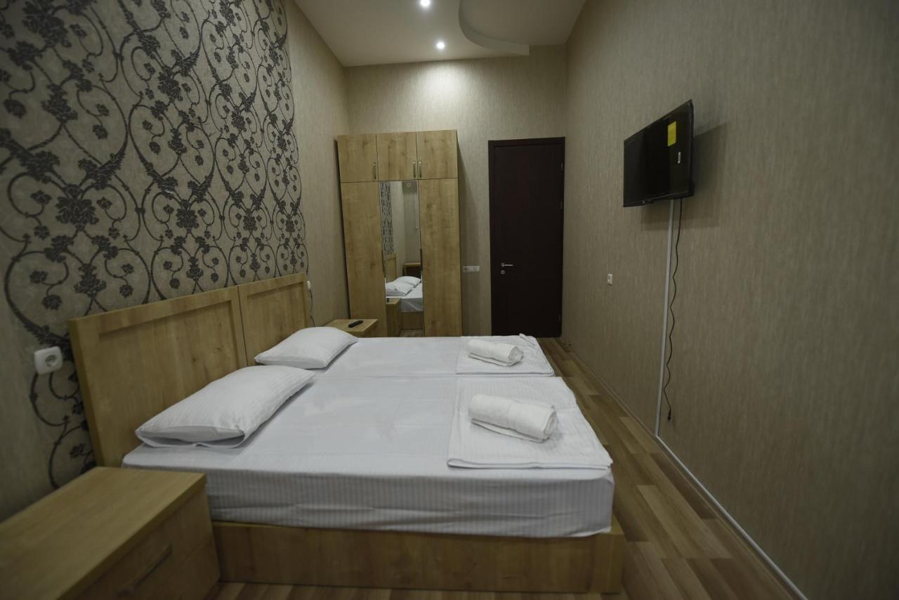 Family Hotel Avlabar Tbilisi Ngoại thất bức ảnh