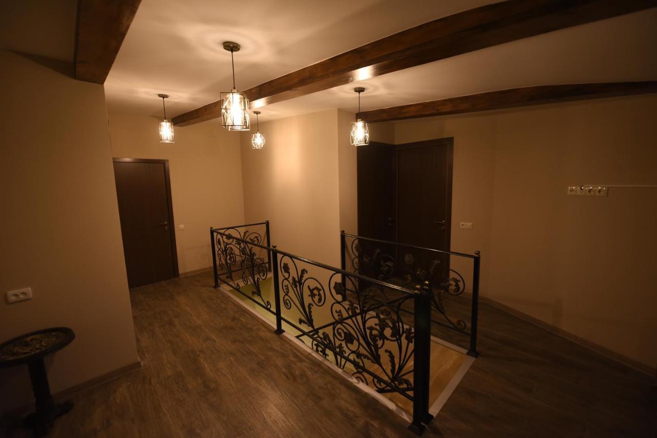 Family Hotel Avlabar Tbilisi Ngoại thất bức ảnh