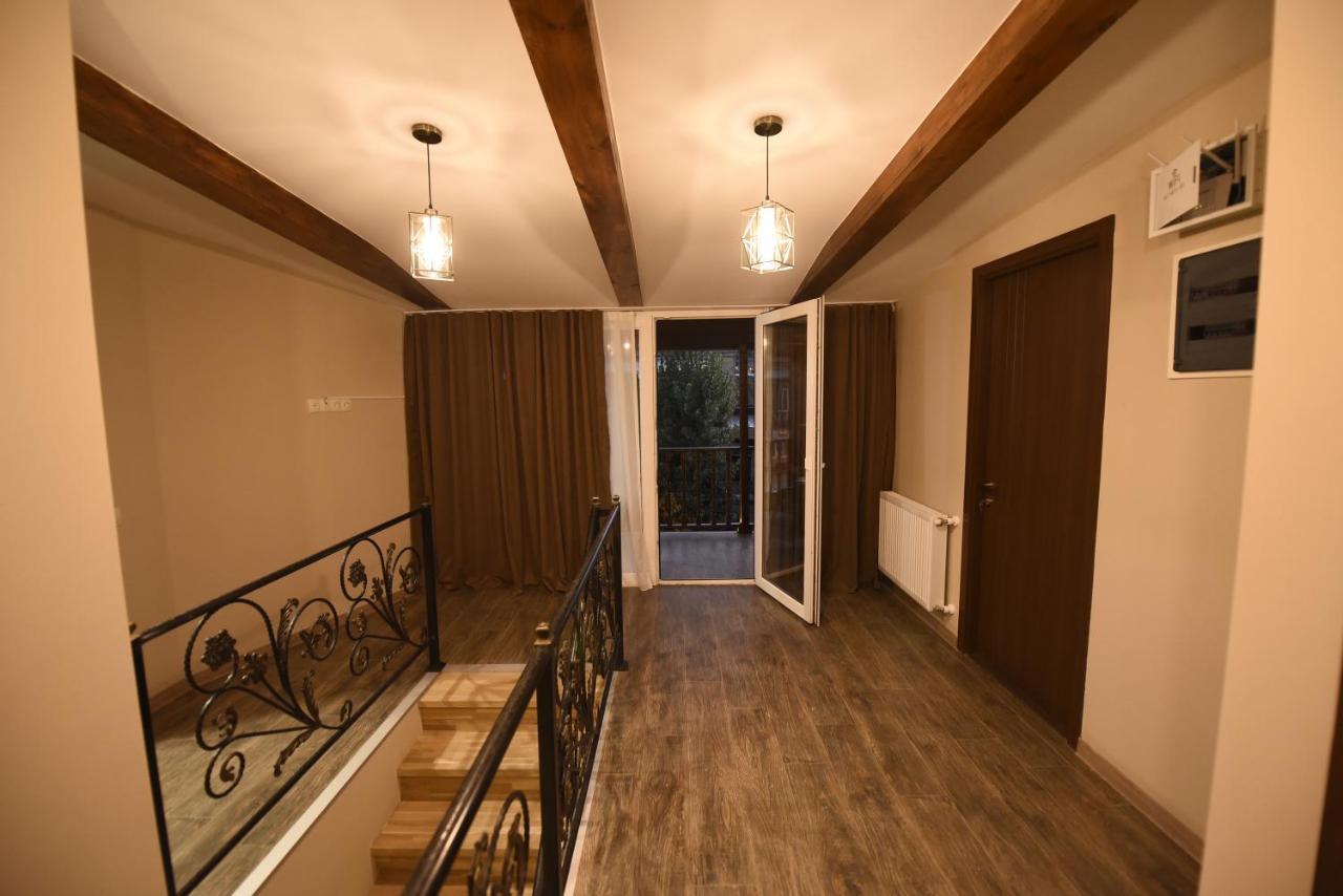 Family Hotel Avlabar Tbilisi Ngoại thất bức ảnh
