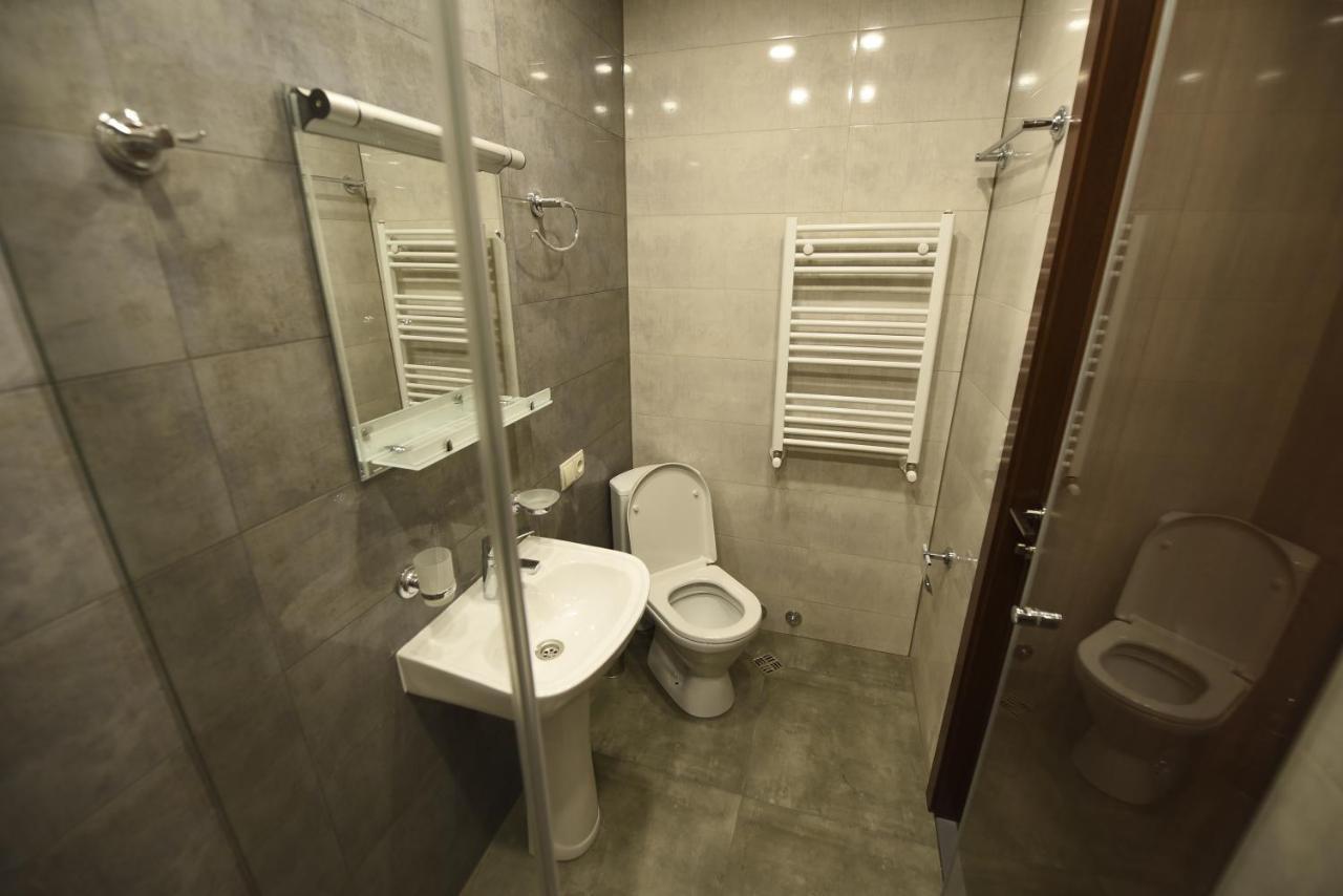 Family Hotel Avlabar Tbilisi Ngoại thất bức ảnh