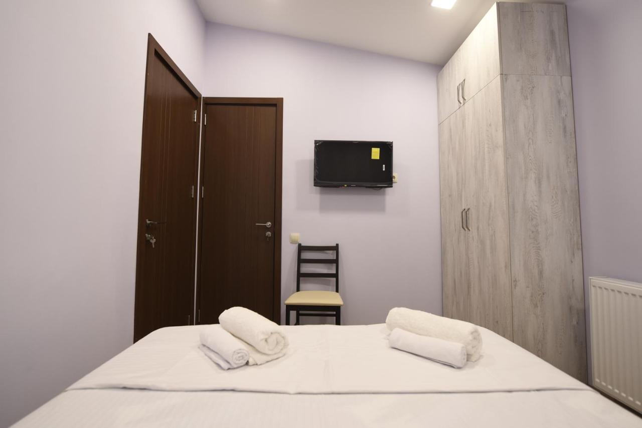 Family Hotel Avlabar Tbilisi Ngoại thất bức ảnh