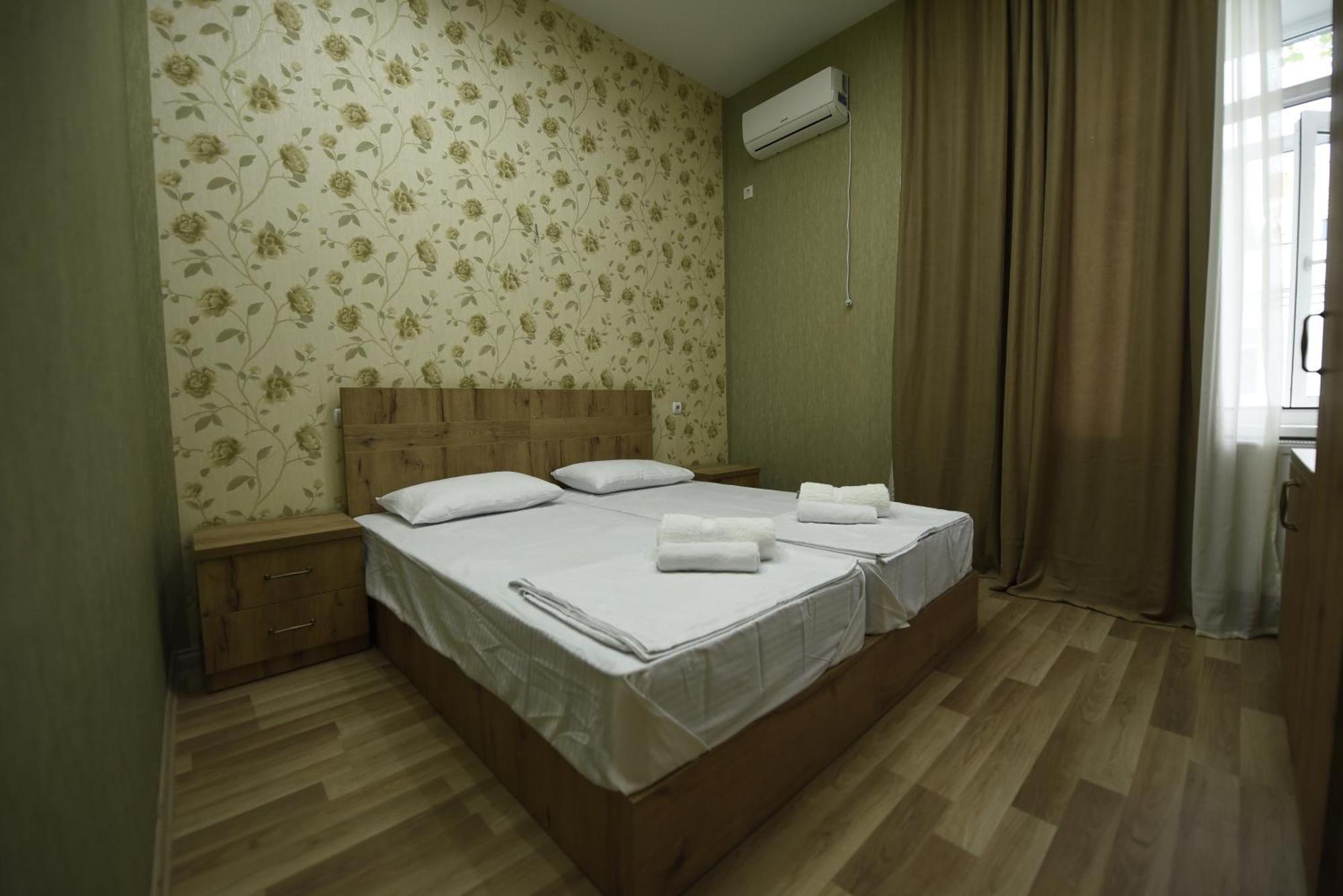 Family Hotel Avlabar Tbilisi Ngoại thất bức ảnh