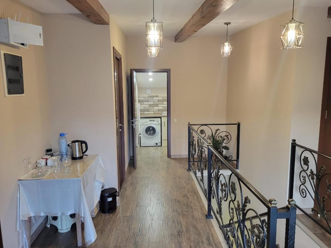Family Hotel Avlabar Tbilisi Ngoại thất bức ảnh